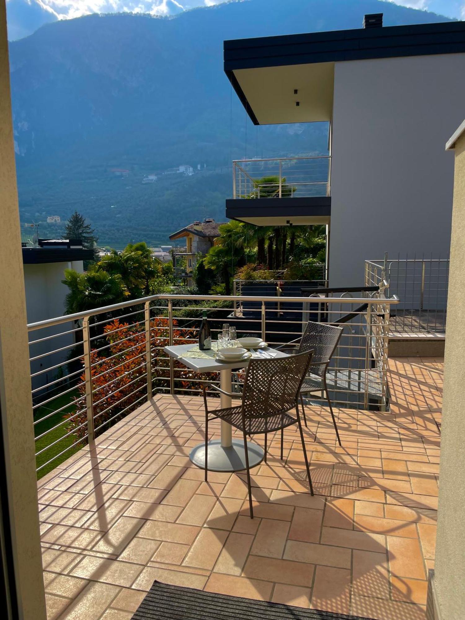 View & Chill Apartment Riva del Garda Exterior photo